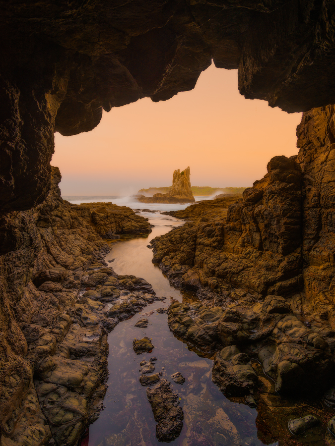 Catherderal_Sea_Cave.jpg