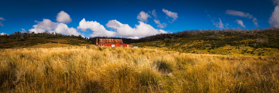 Red_Hut900.jpg